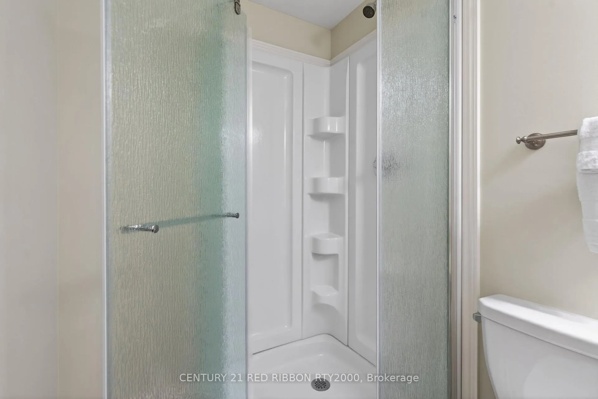 Photo 37 of 418 Macdonald Street, Strathroy-Caradoc, NE — HOMEH