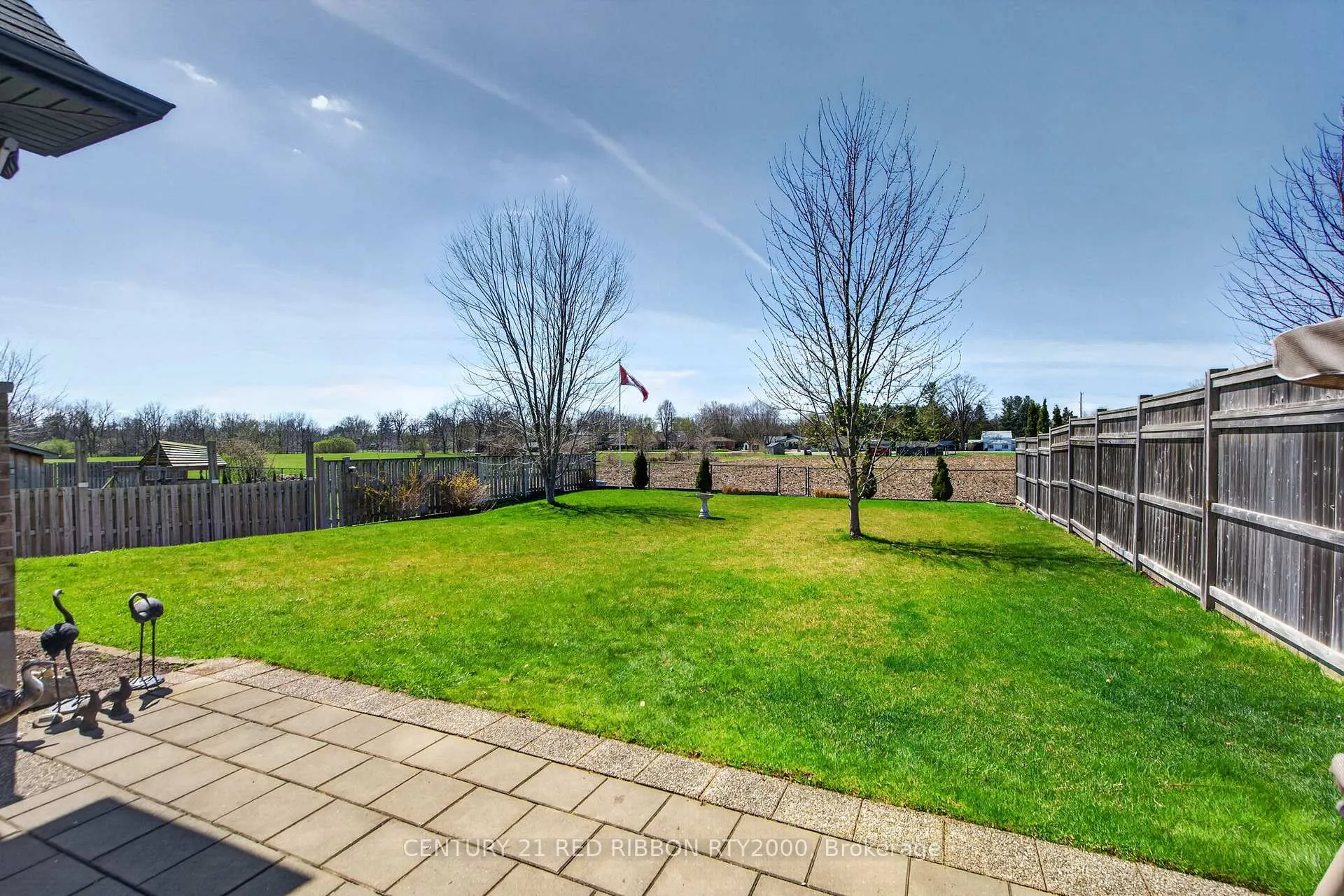 Photo 41 of 418 Macdonald Street, Strathroy-Caradoc, NE — HOMEH