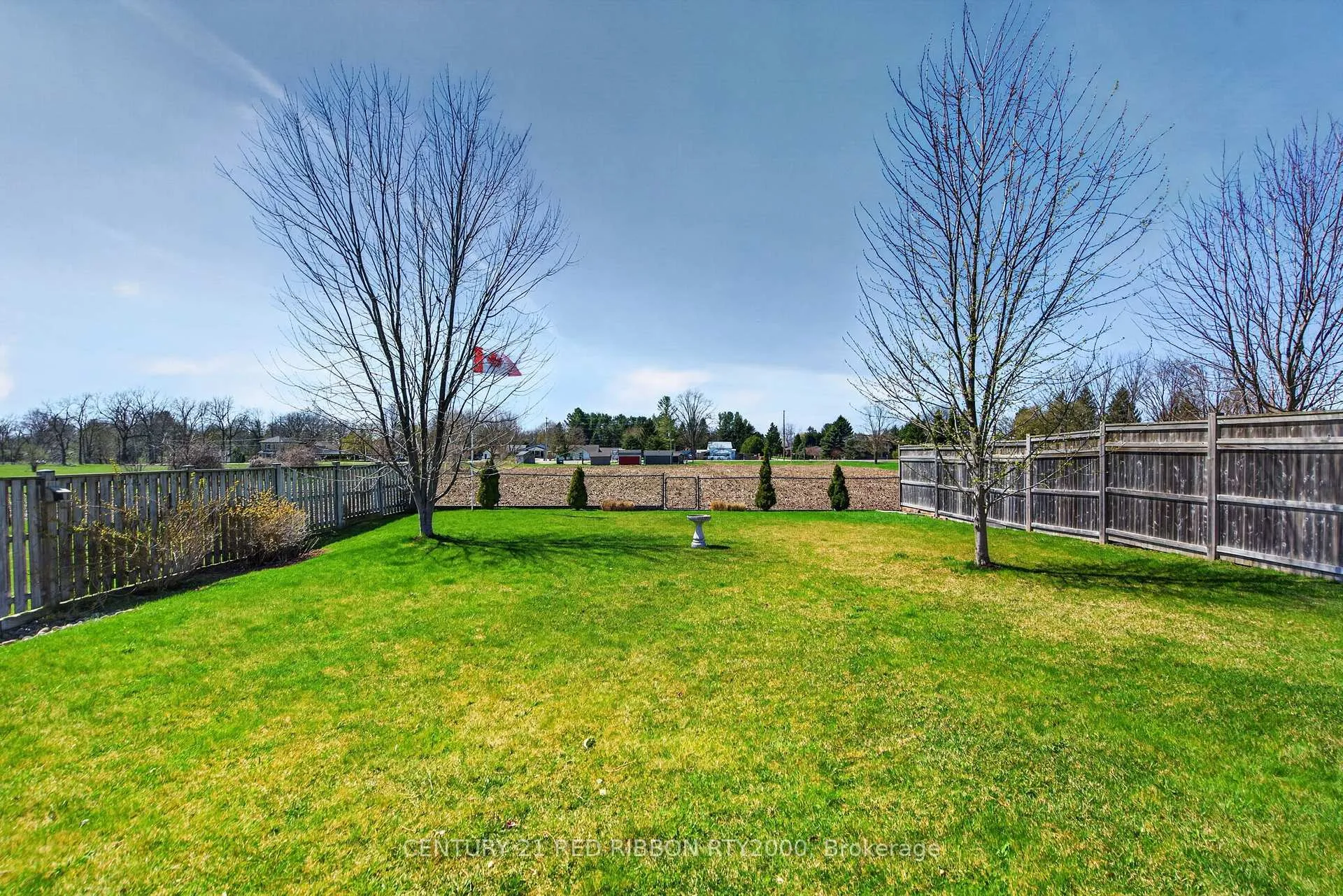 Photo 43 of 418 Macdonald Street, Strathroy-Caradoc, NE — HOMEH