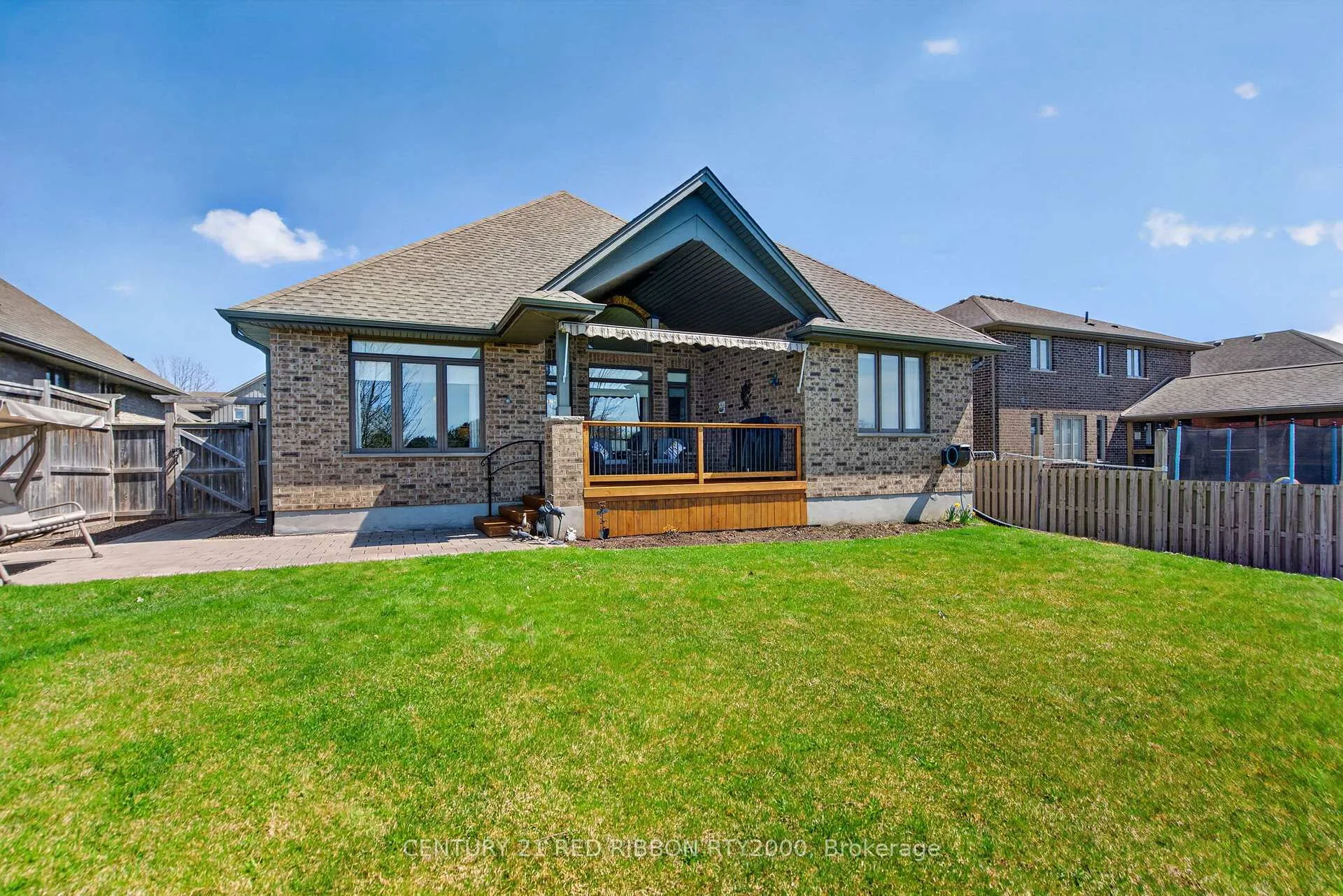 Photo 45 of 418 Macdonald Street, Strathroy-Caradoc, NE — HOMEH