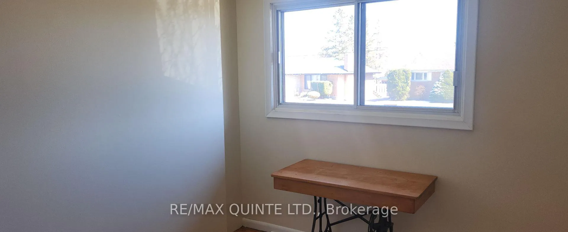 Photo 21 of 12 Wedgewood Road, Loyalist, Amherstview — HOMEH