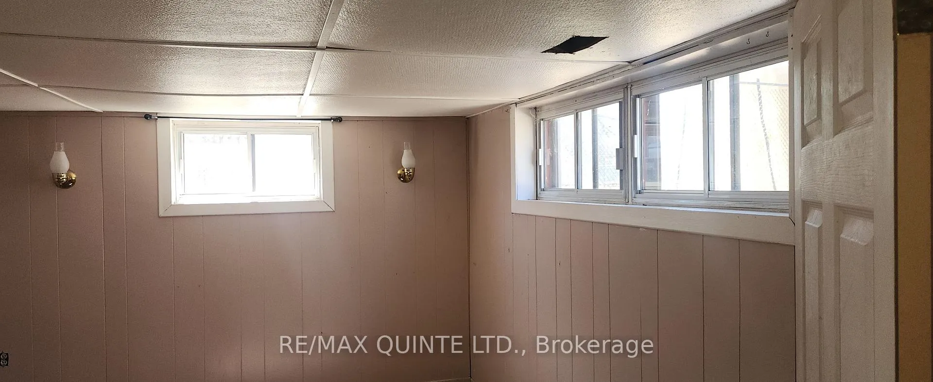 Photo 29 of 12 Wedgewood Road, Loyalist, Amherstview — HOMEH