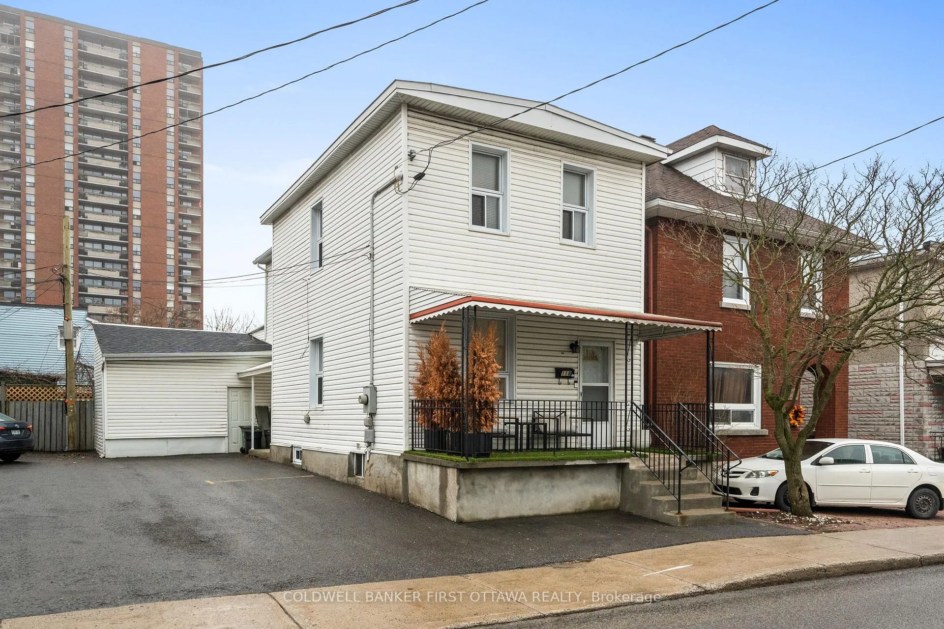 Photo 2 of 118 Willow Street, Ottawa, West Centre Town — HOMEH