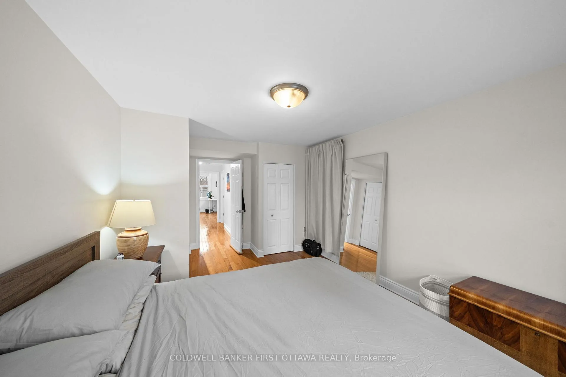 Photo 19 of 118 Willow Street, Ottawa, West Centre Town — HOMEH