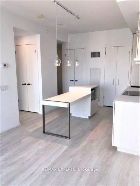 Photo 4 of Unit 2001, 197 Yonge Street, Toronto, Church-Yonge Corridor — HOMEH