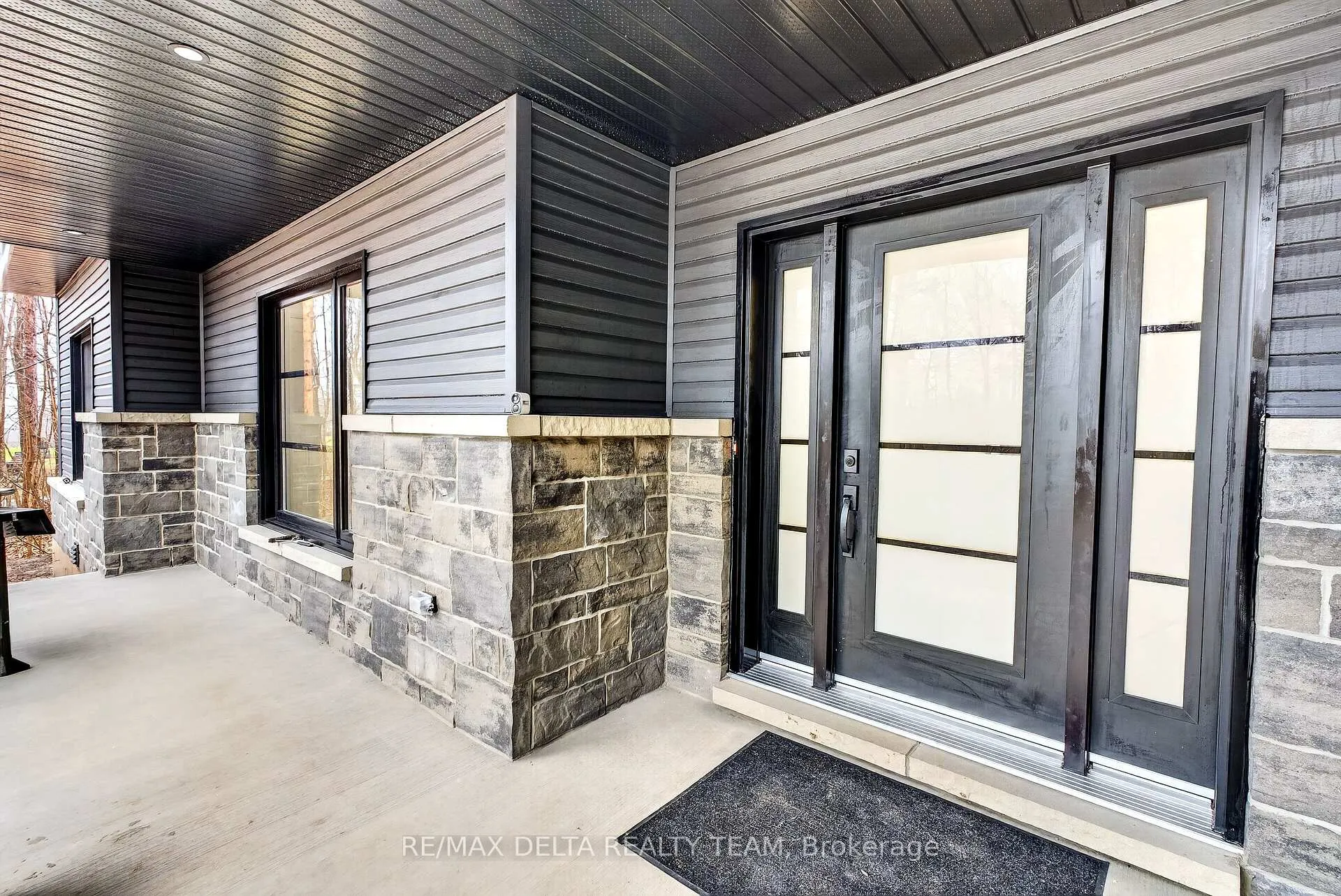 Photo 2 of 7861 Springhill Road, Ottawa, Metcalfe — HOMEH