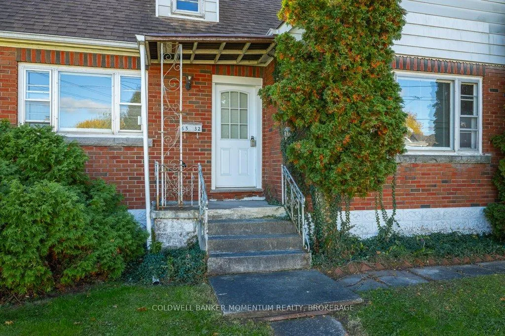 Photo 3 of 6532 Murray Street, Niagara Falls, Dorchester — HOMEH