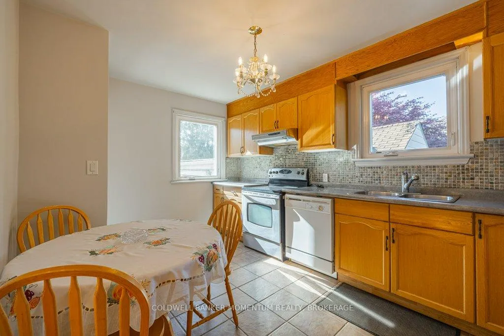 Photo 9 of 6532 Murray Street, Niagara Falls, Dorchester — HOMEH