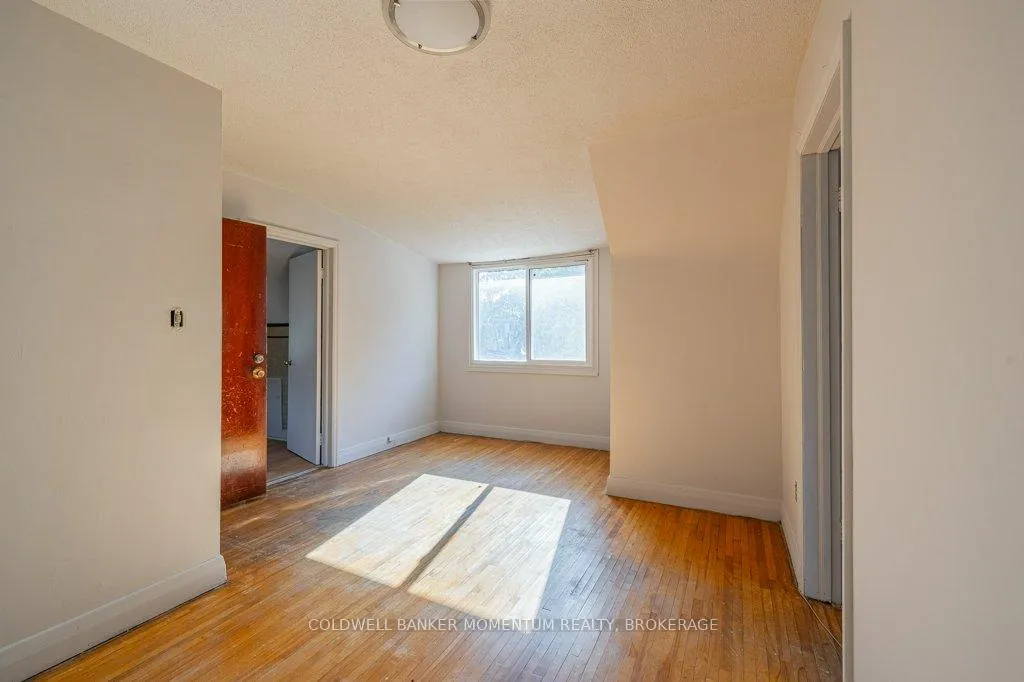 Photo 22 of 6532 Murray Street, Niagara Falls, Dorchester — HOMEH