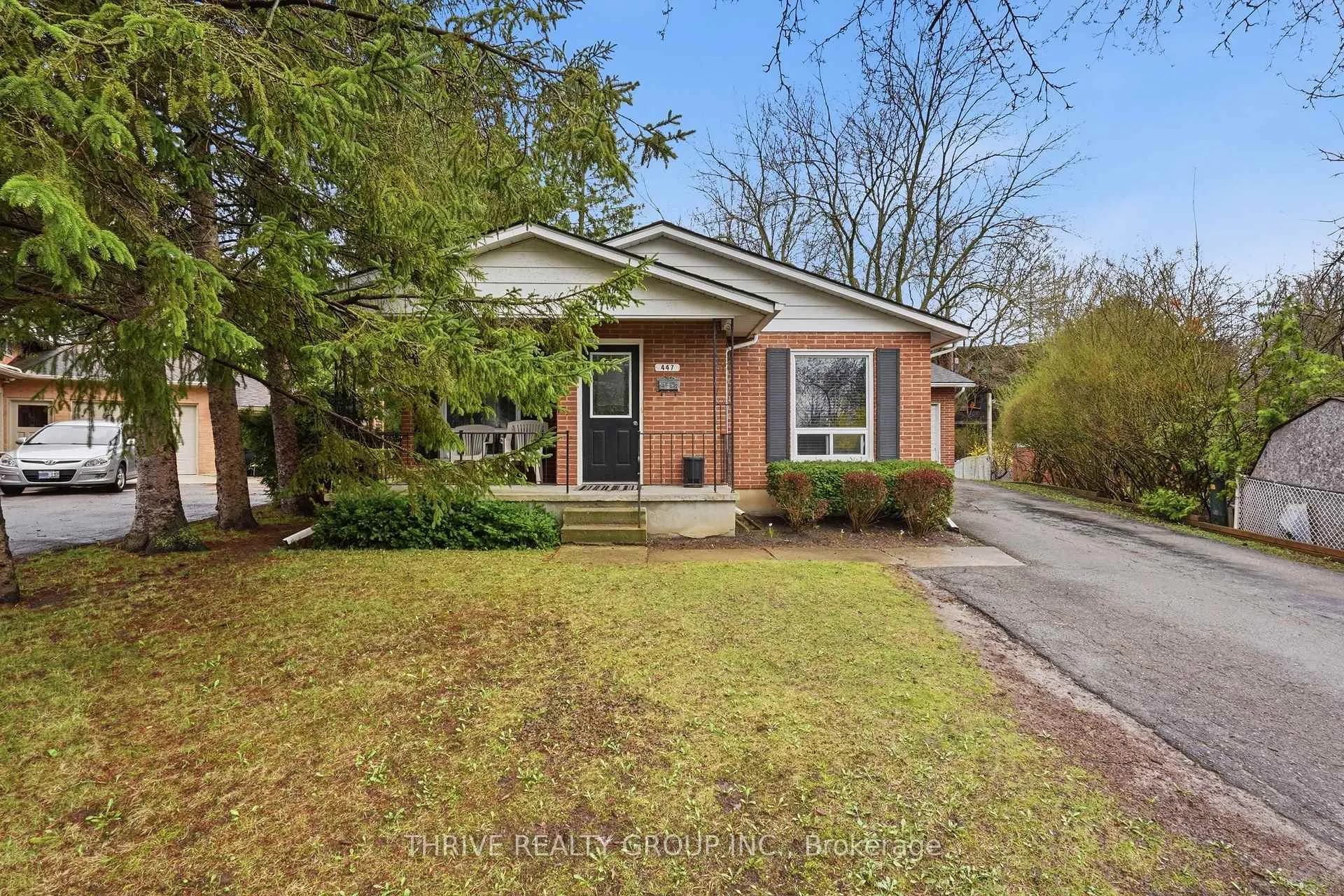 Front of 447 Castlegrove Court N