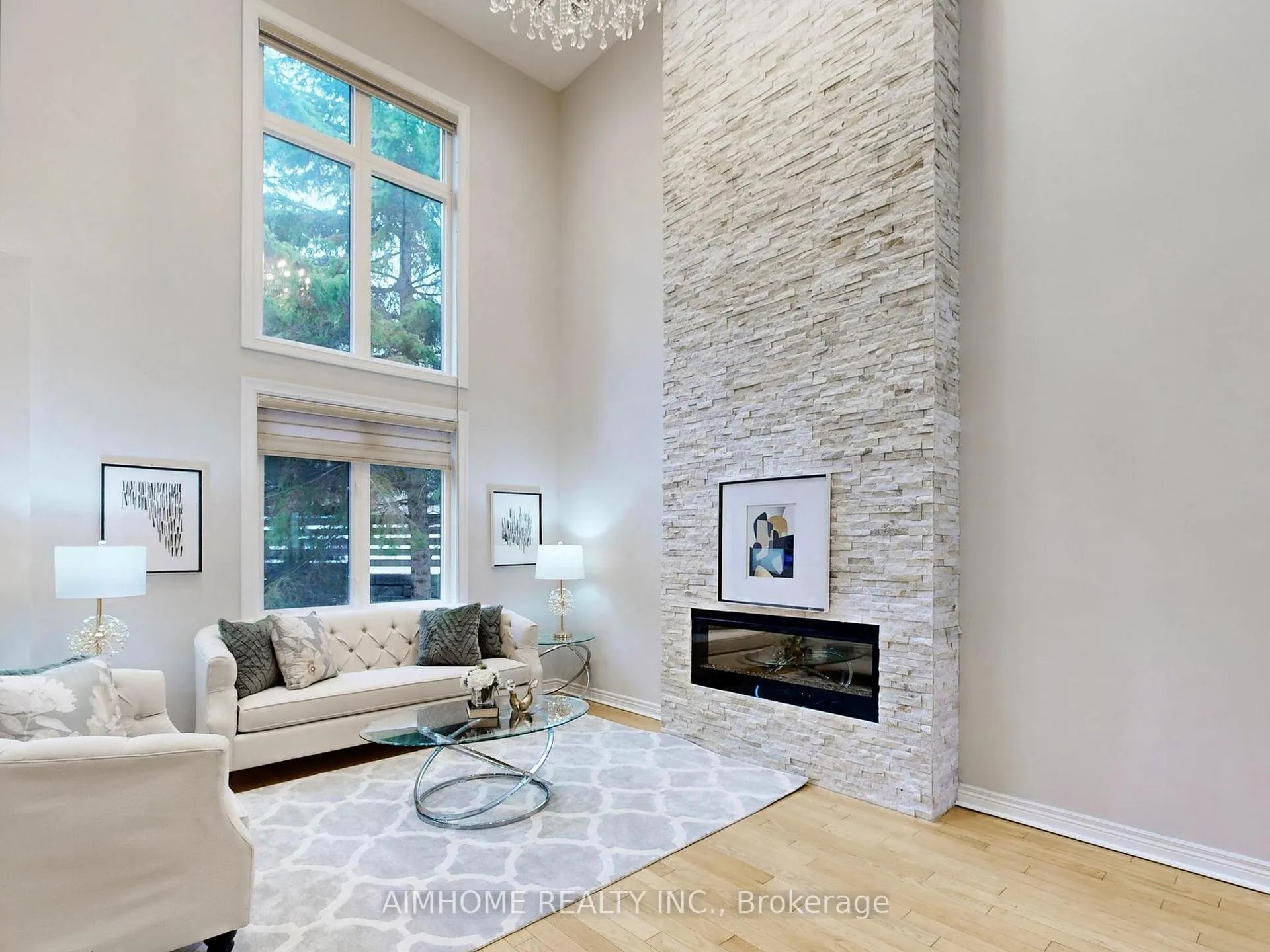 Photo 3 of 962 On Bogart Circle, Newmarket, Gorham-College Manor — HOMEH
