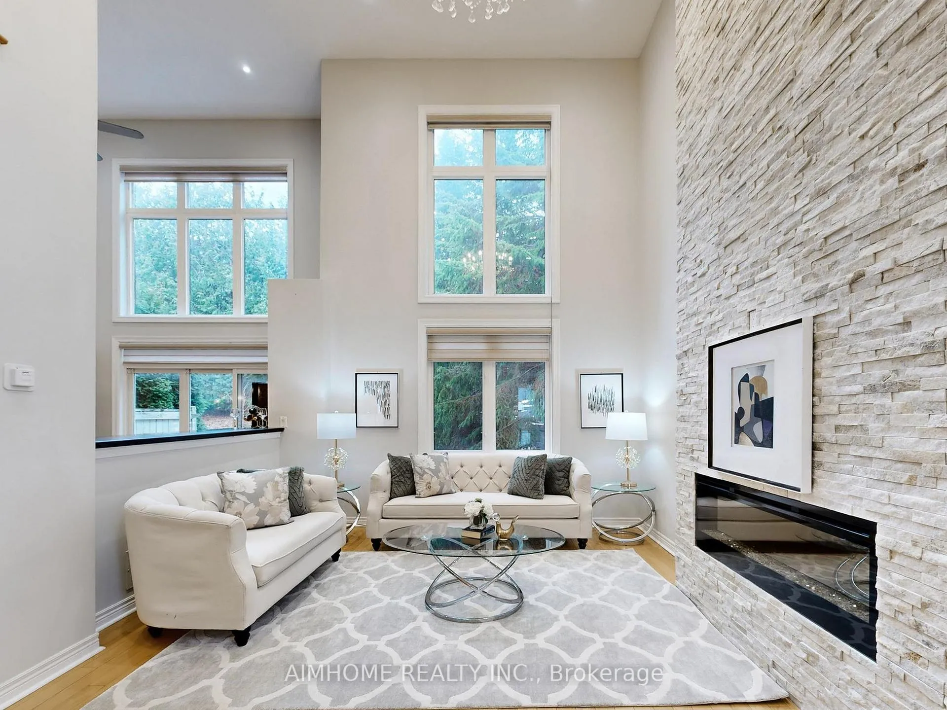 Photo 4 of 962 On Bogart Circle, Newmarket, Gorham-College Manor — HOMEH