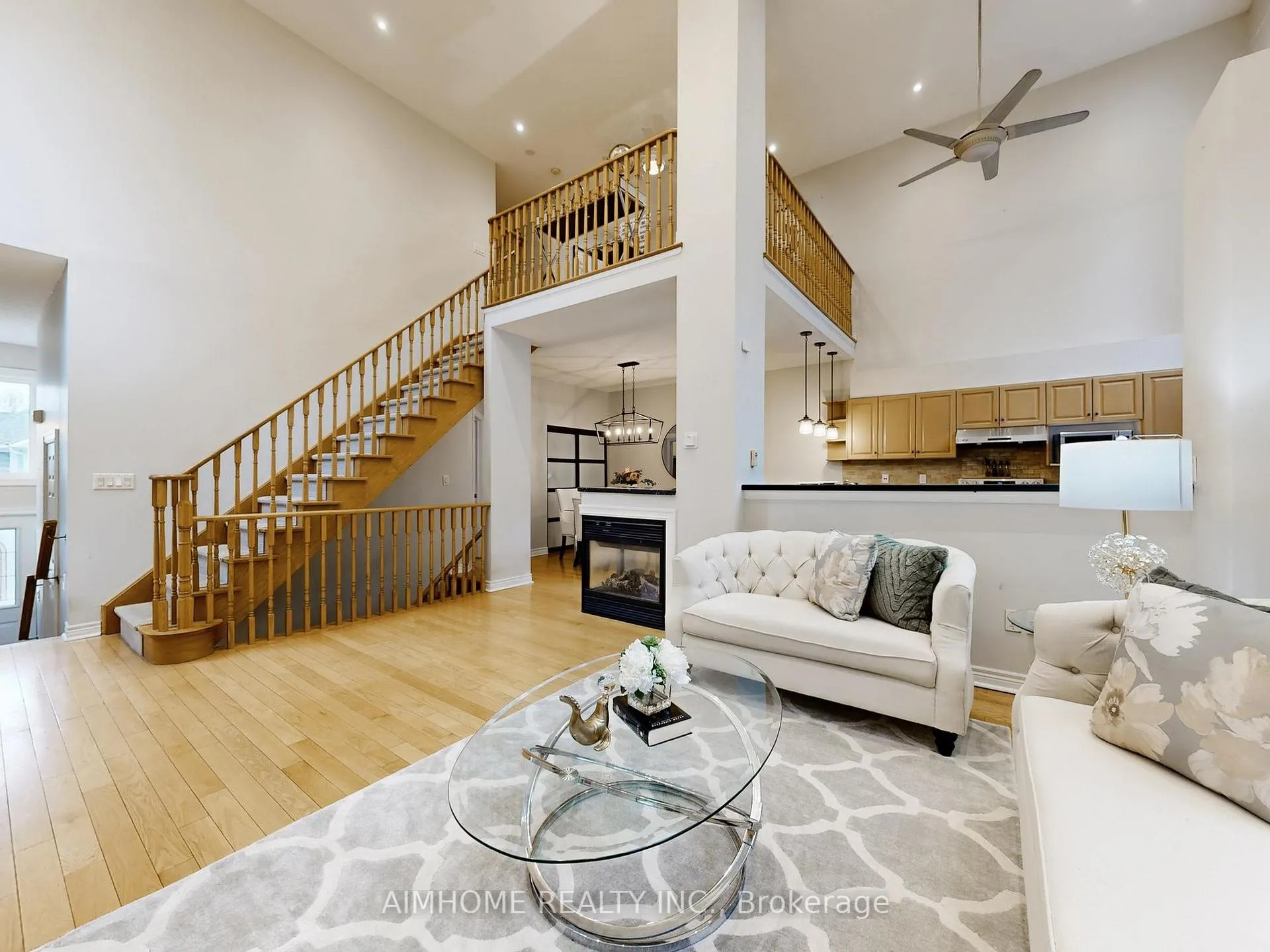 Photo 6 of 962 On Bogart Circle, Newmarket, Gorham-College Manor — HOMEH