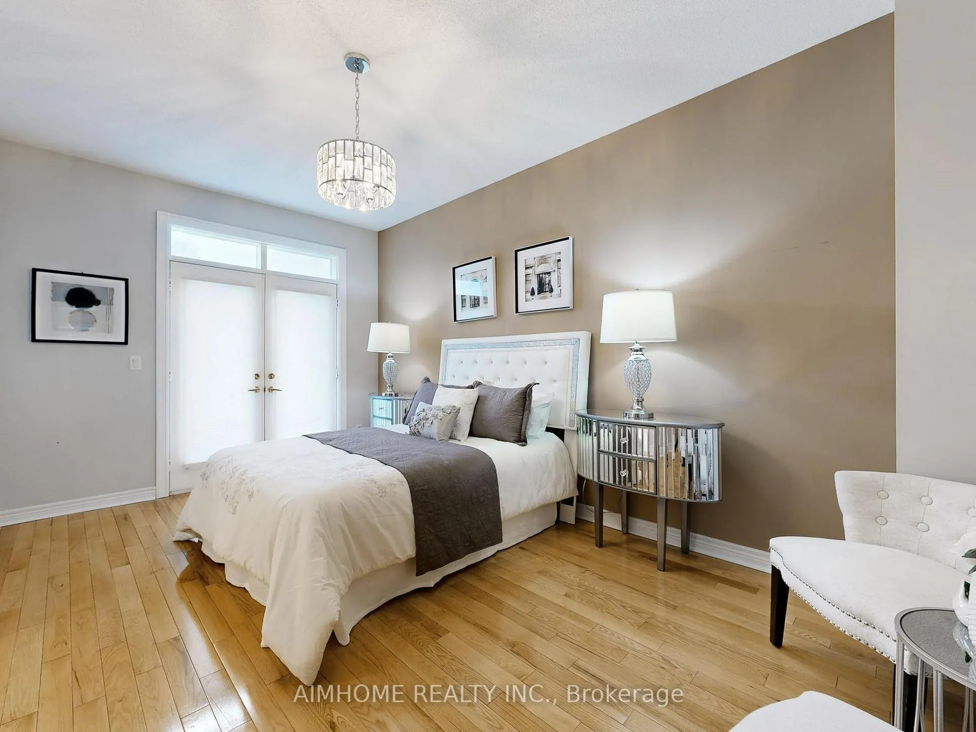 Photo 21 of 962 On Bogart Circle, Newmarket, Gorham-College Manor — HOMEH