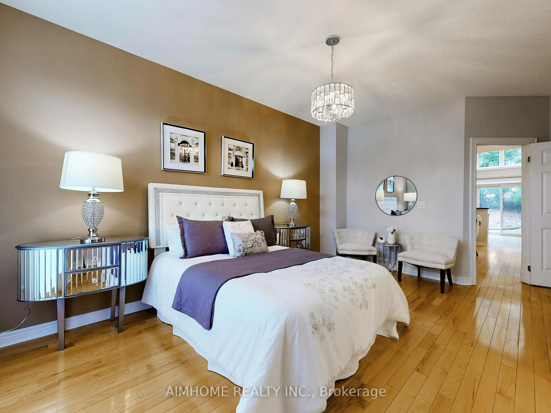 Photo 24 of 962 On Bogart Circle, Newmarket, Gorham-College Manor — HOMEH