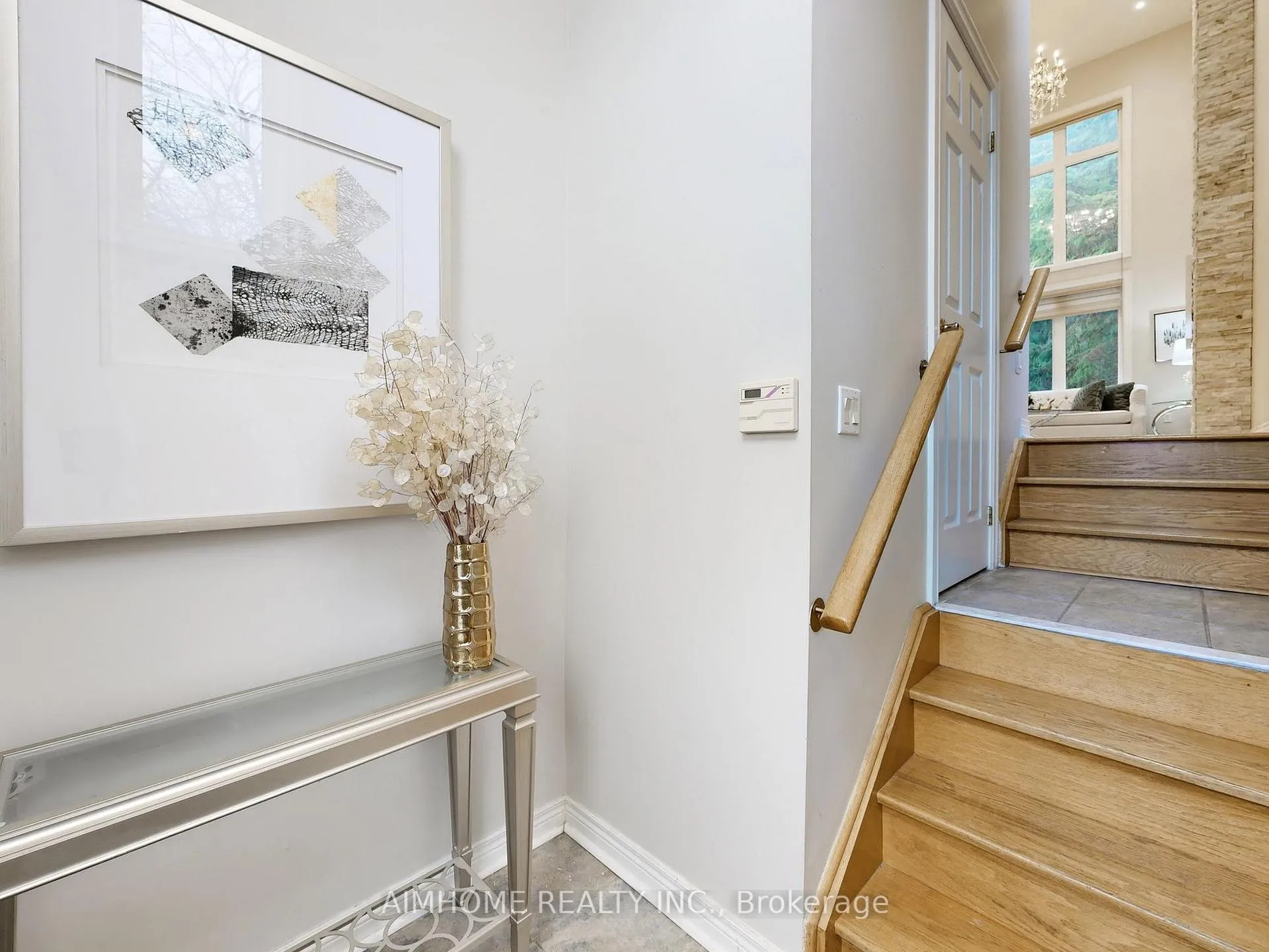 Photo 28 of 962 On Bogart Circle, Newmarket, Gorham-College Manor — HOMEH