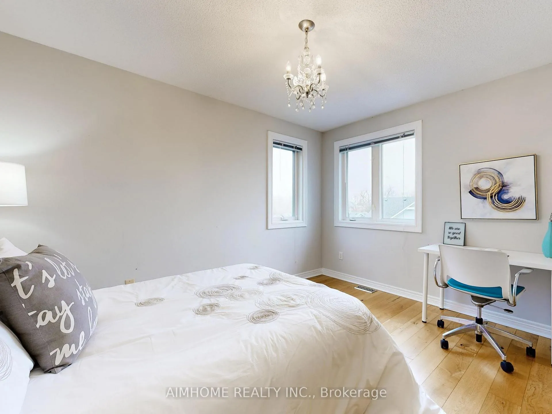 Photo 38 of 962 On Bogart Circle, Newmarket, Gorham-College Manor — HOMEH