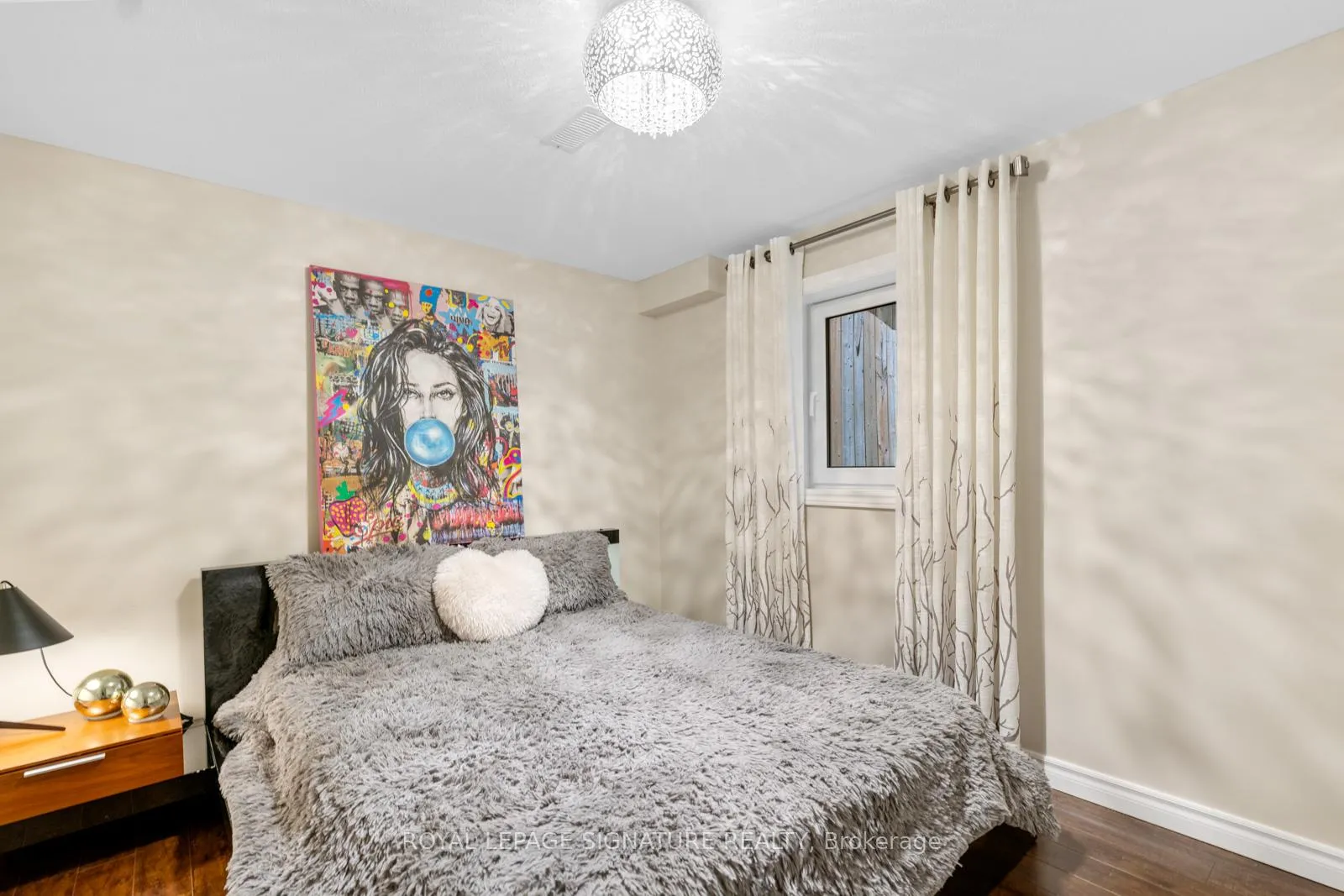 Photo 36 of 704 Robert Ferrie Drive, Kitchener, Doon South — HOMEH