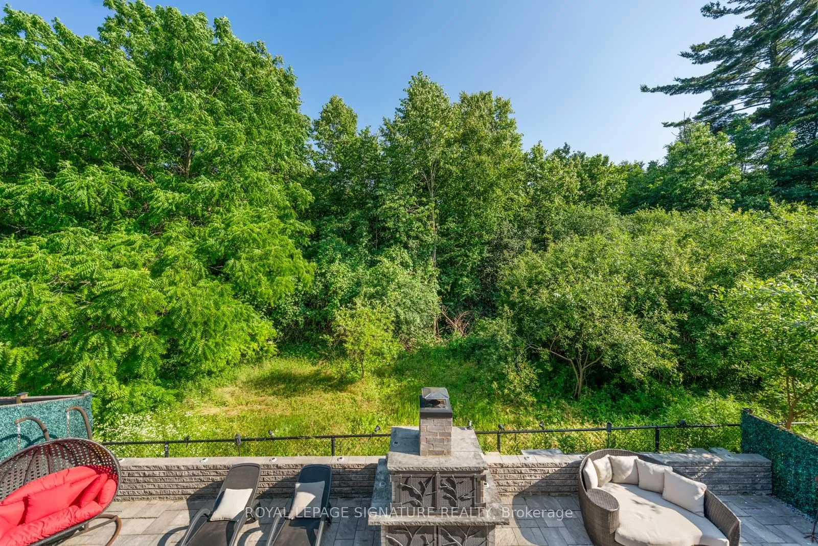 Photo 49 of 704 Robert Ferrie Drive, Kitchener, Doon South — HOMEH