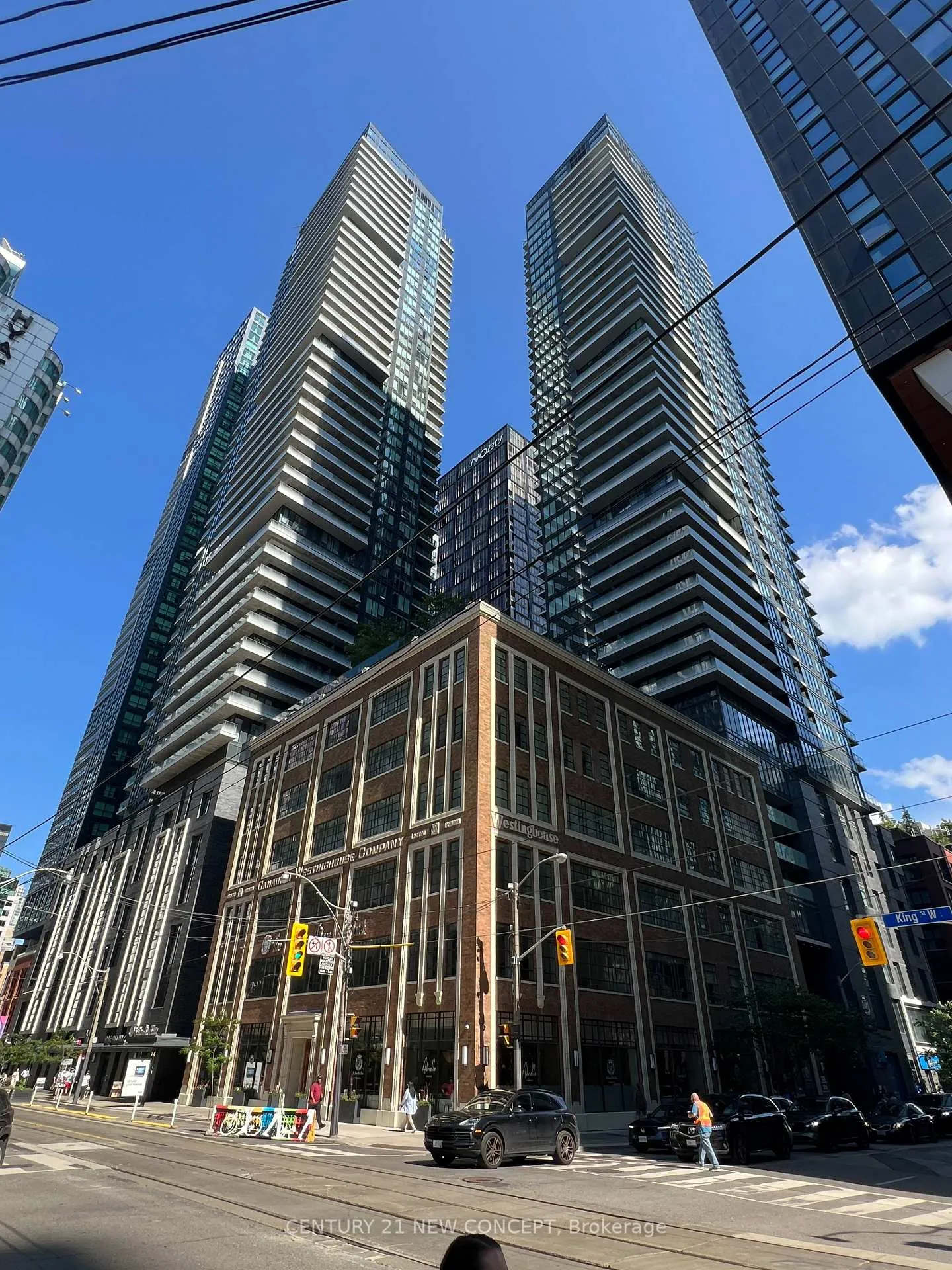 Photo 1 of Unit 2109, 115 Blue Jays Way, Toronto, Waterfront Communities — HOMEH
