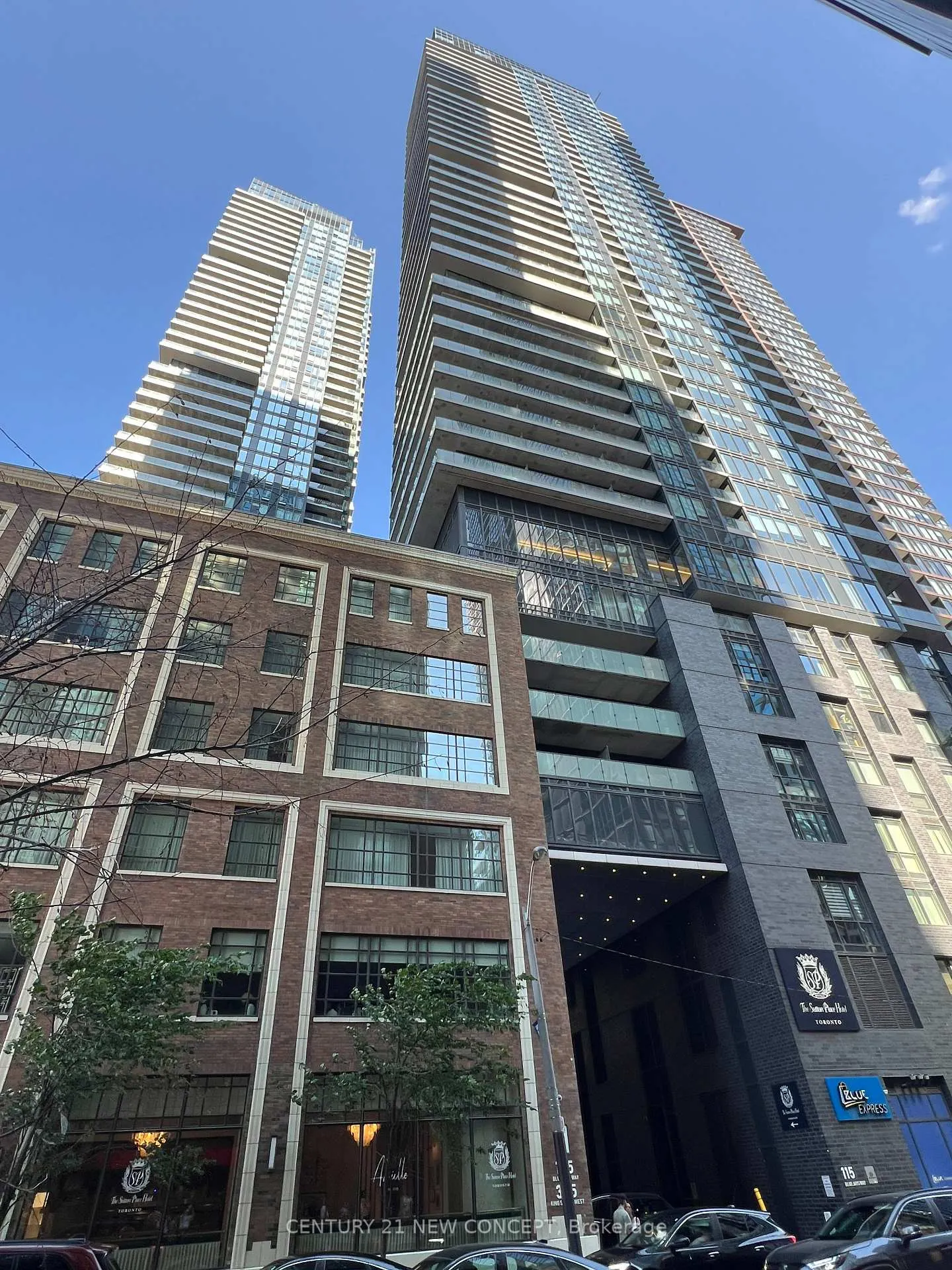 Photo 2 of Unit 2109, 115 Blue Jays Way, Toronto, Waterfront Communities — HOMEH