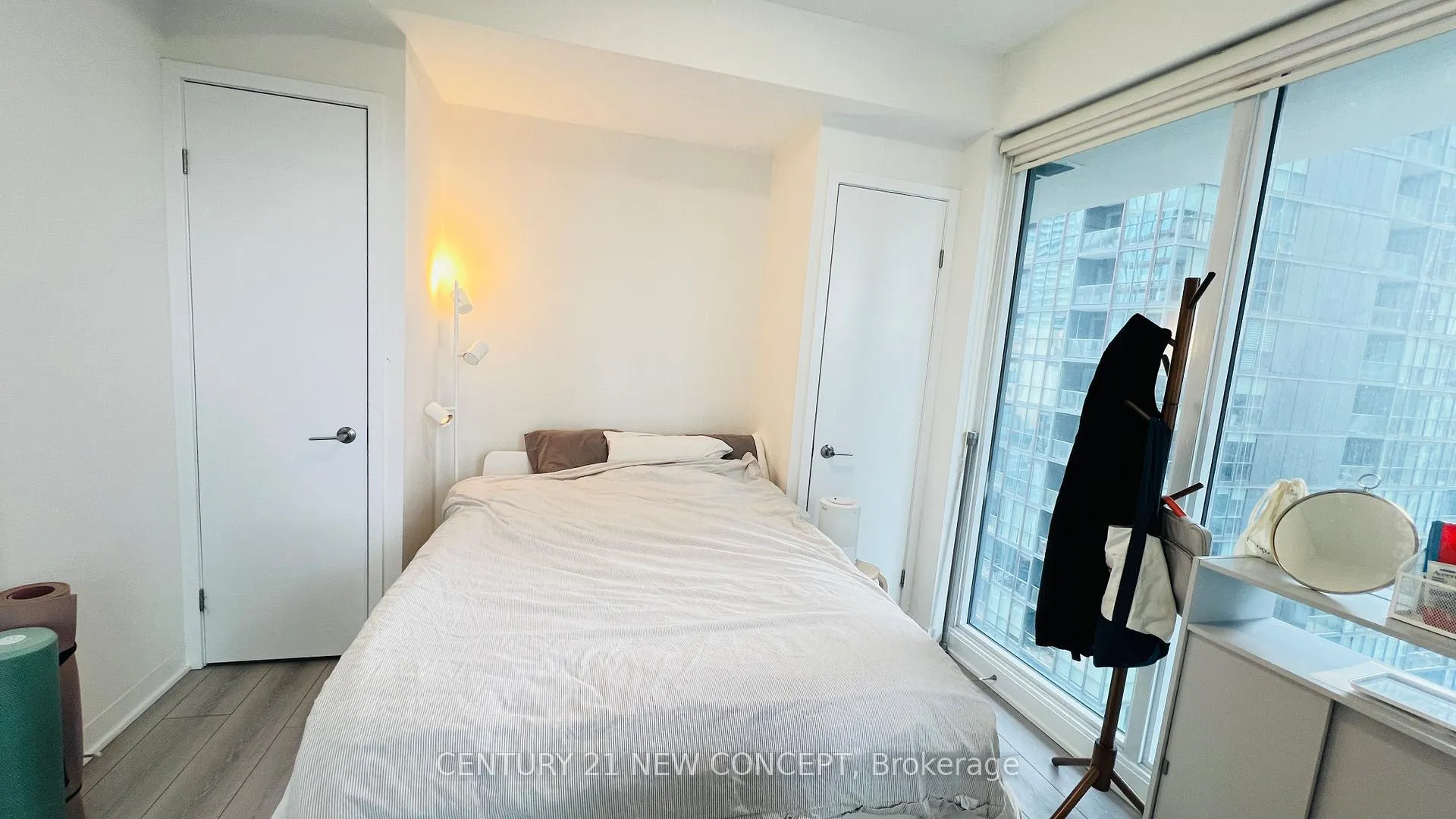 Photo 7 of Unit 2109, 115 Blue Jays Way, Toronto, Waterfront Communities — HOMEH