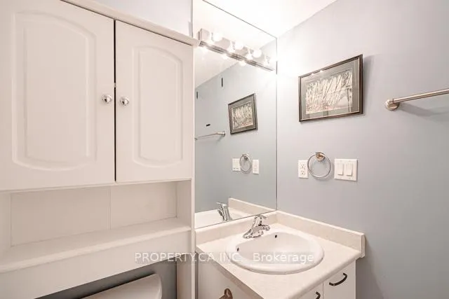Photo 16 of Unit 807, 22 Wellesley Street E, Toronto, Church-Yonge Corridor — HOMEH