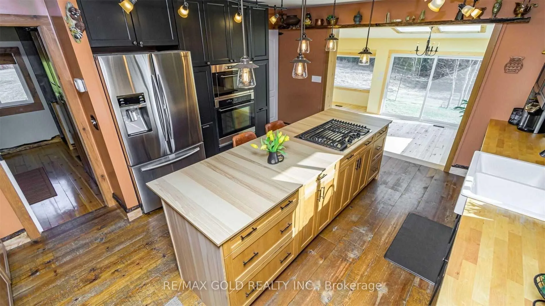 Photo 9 of 5135 Trafalgar Road, Erin, Rural Erin — HOMEH
