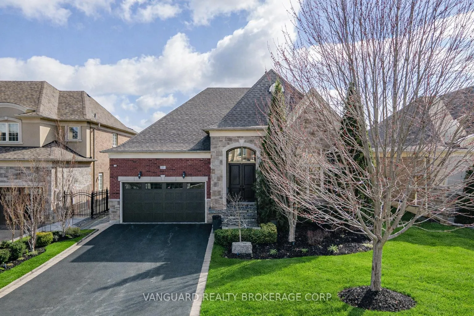 Photo 1 of 13 Anderson Cove Trail, King, Nobleton — HOMEH