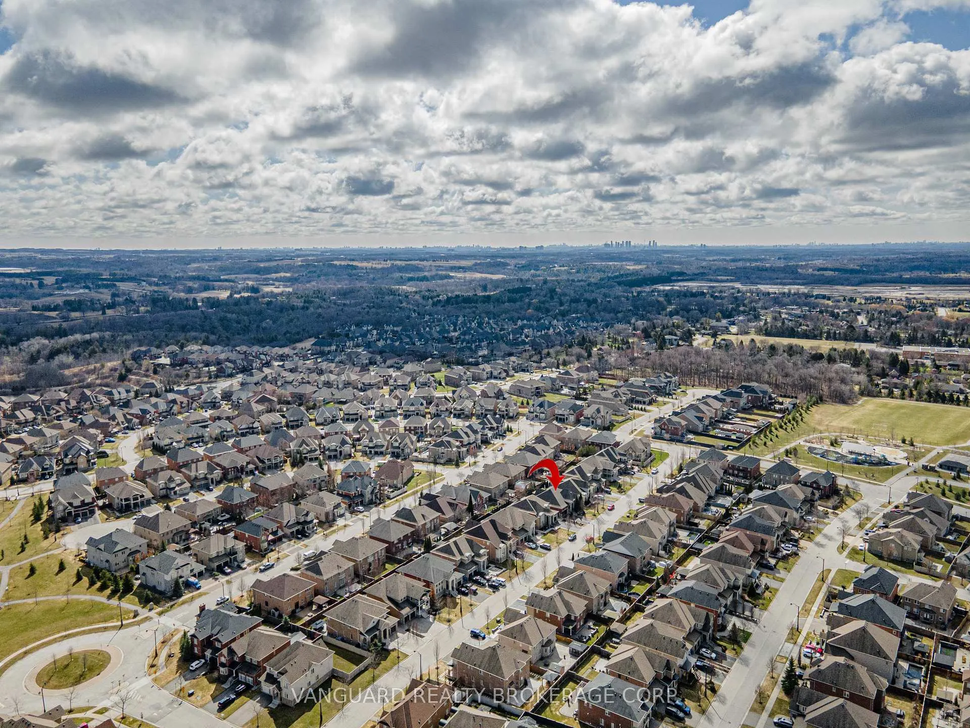 Photo 8 of 13 Anderson Cove Trail, King, Nobleton — HOMEH