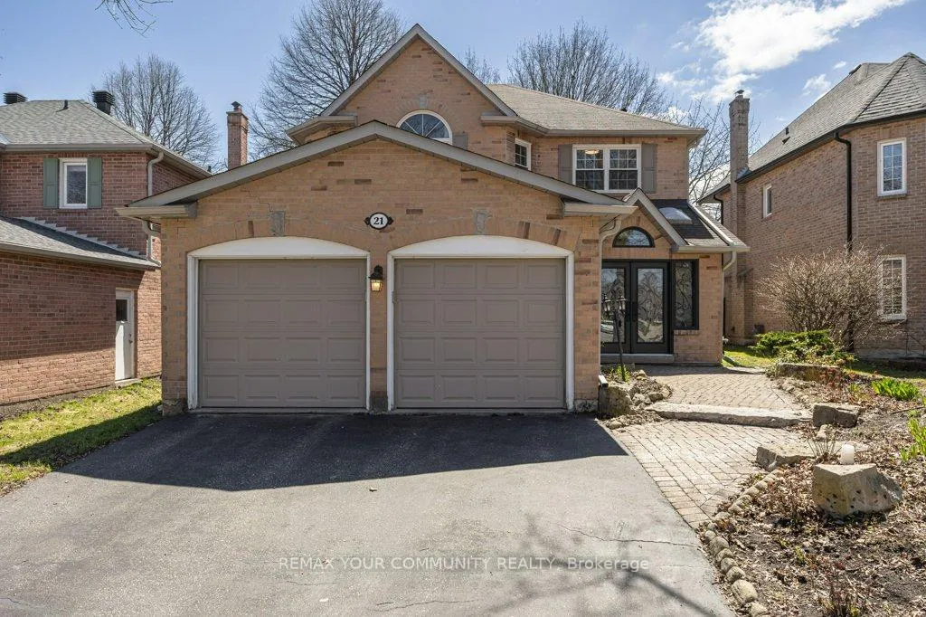 Photo 1 of 21 Millbrook Gate, Markham, Buttonville — HOMEH
