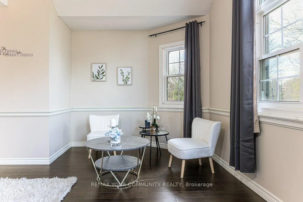 Photo 16 of 21 Millbrook Gate, Markham, Buttonville — HOMEH