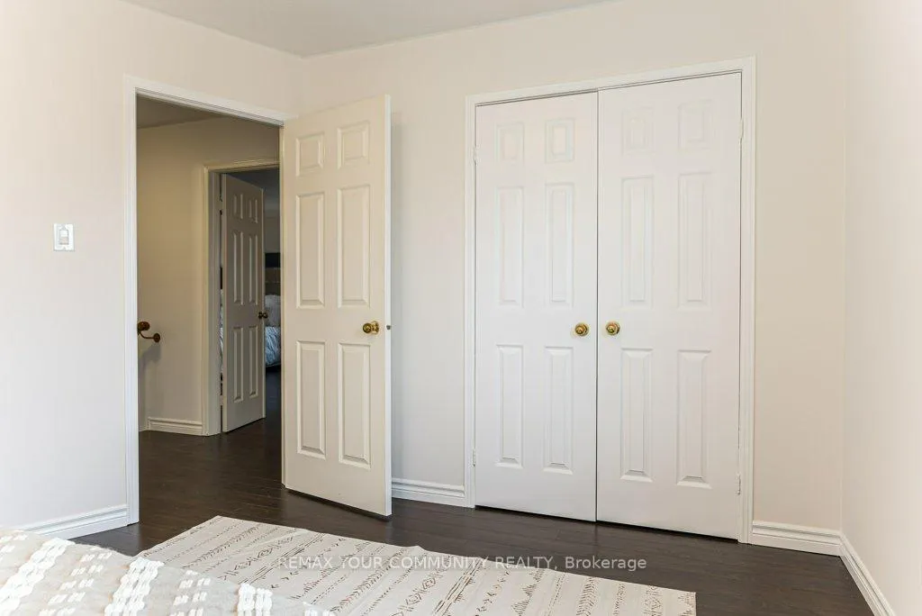 Photo 22 of 21 Millbrook Gate, Markham, Buttonville — HOMEH
