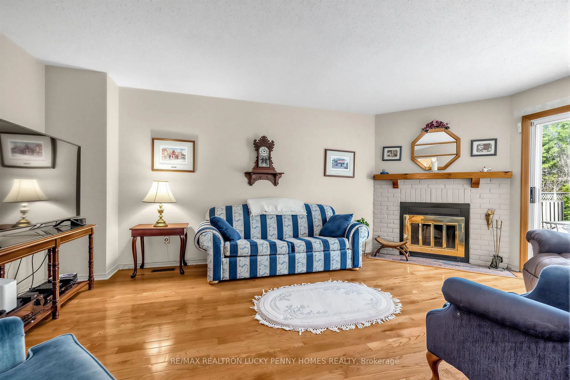 Photo 13 of 10 Hastings Drive, Markham, Unionville — HOMEH