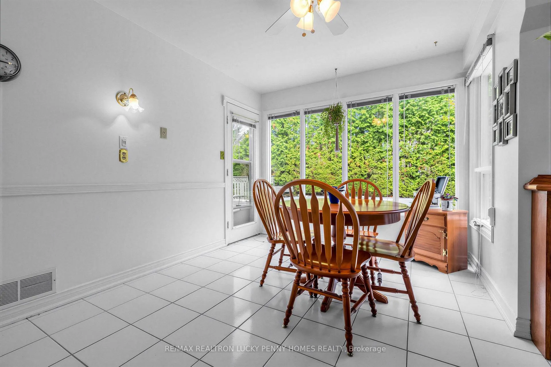 Photo 18 of 10 Hastings Drive, Markham, Unionville — HOMEH