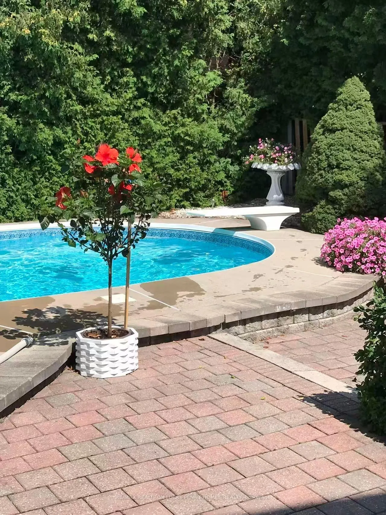 Photo 39 of 10 Hastings Drive, Markham, Unionville — HOMEH