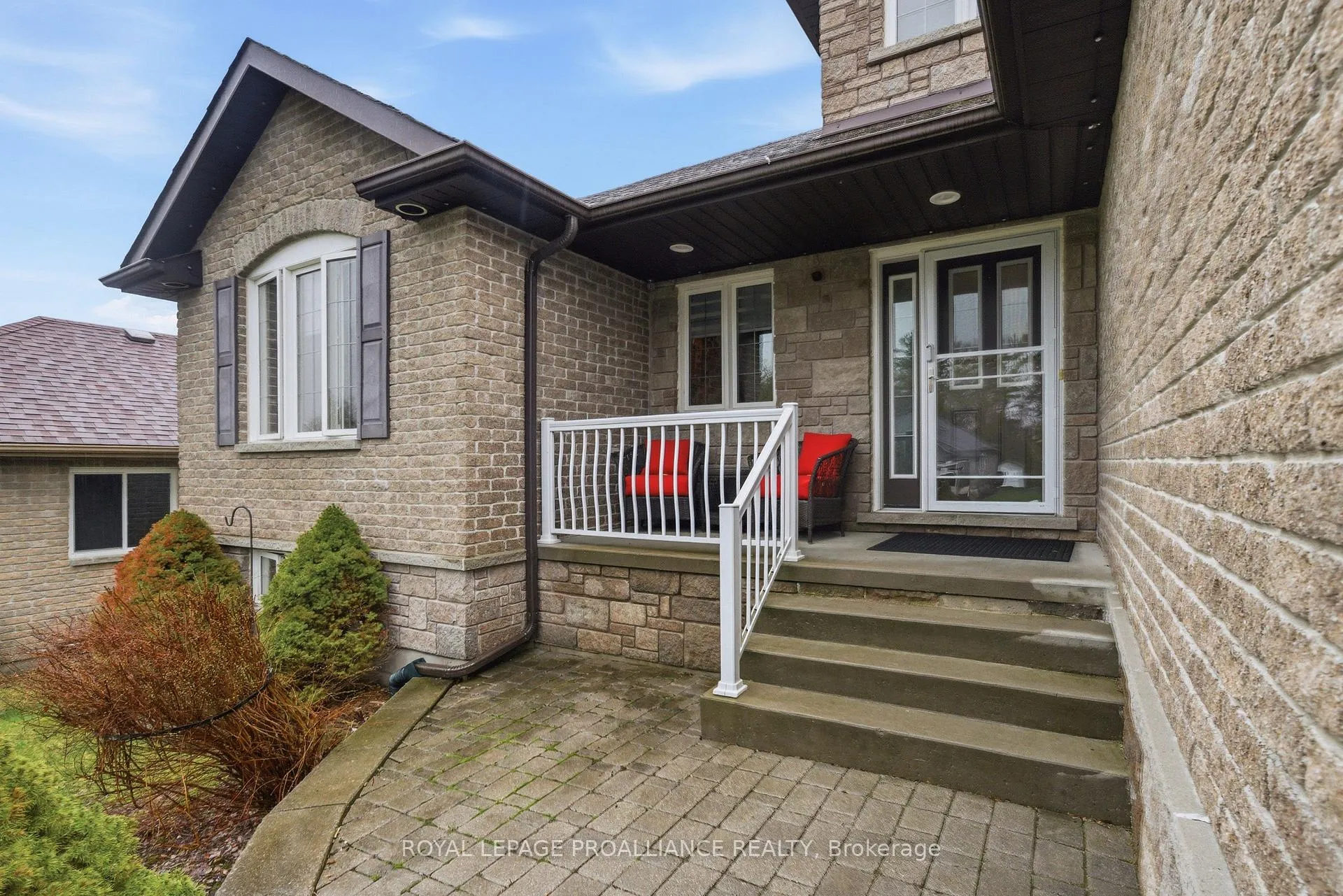 Photo 5 of 12 Pine Marsh Lane, Quinte West, Murray Ward — HOMEH
