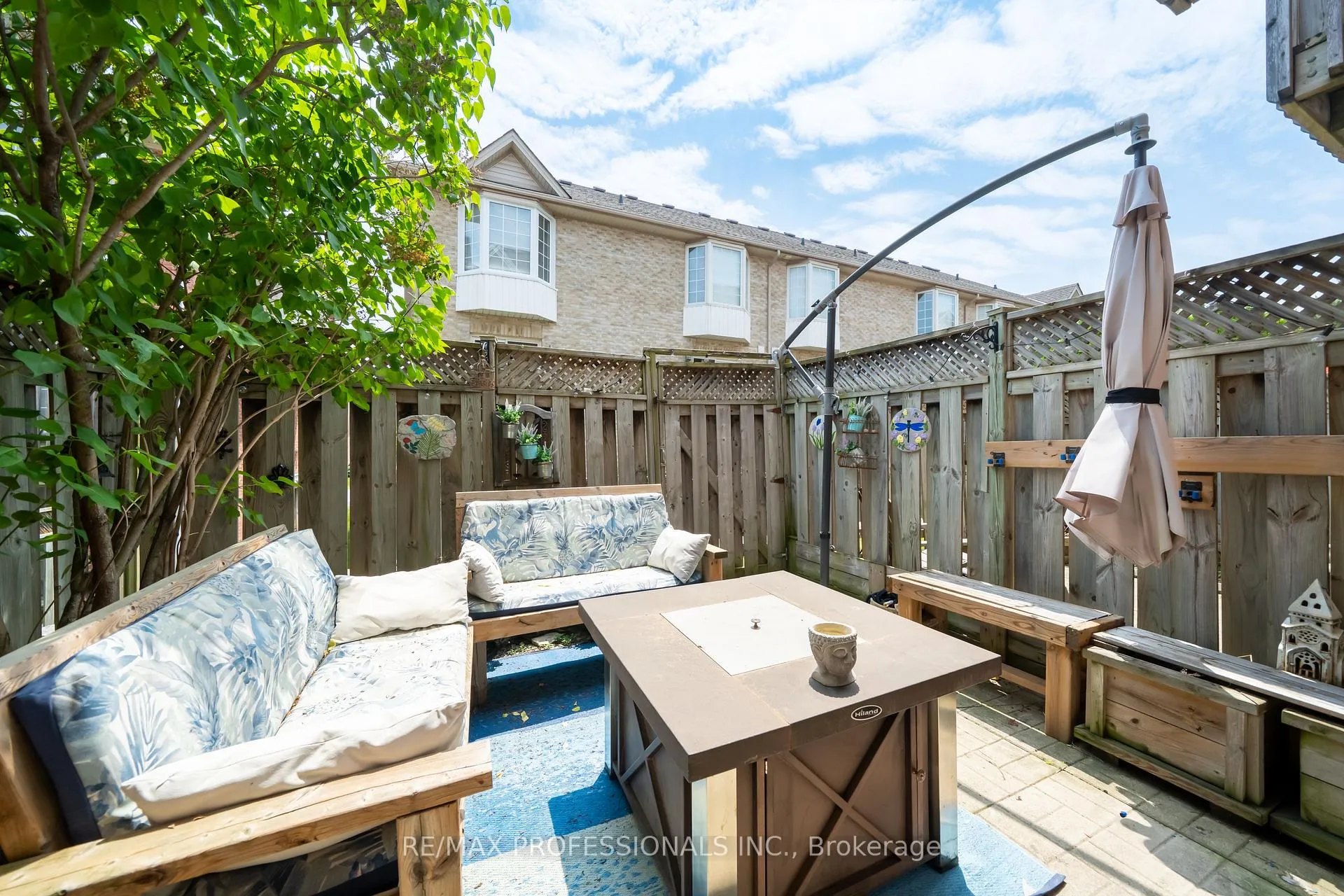 Photo 25 of Unit 12, 3480 Upper Middle Road, Burlington, Palmer — HOMEH
