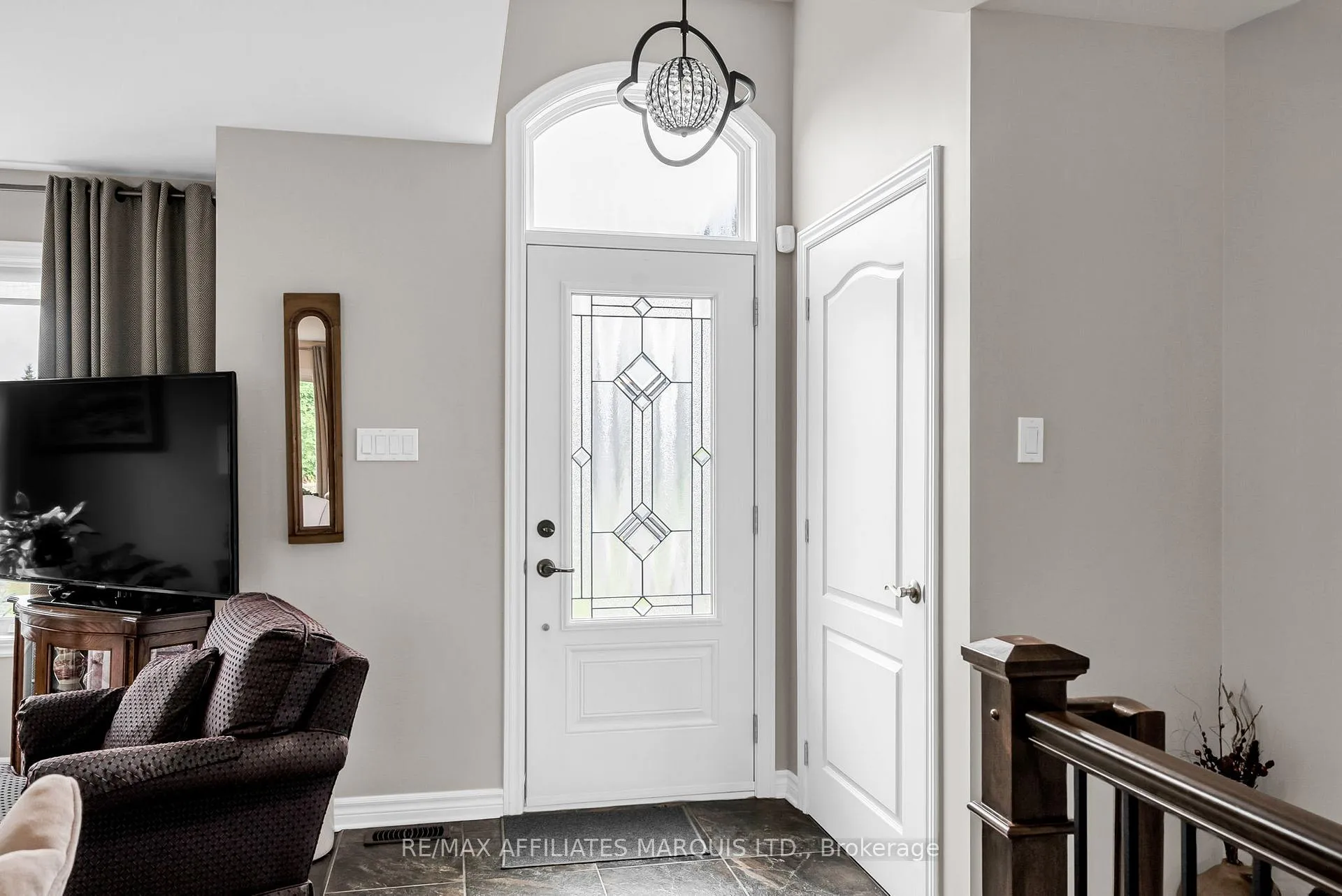 Photo 2 of 6708 Yacht Boulevard, Cornwall — HOMEH