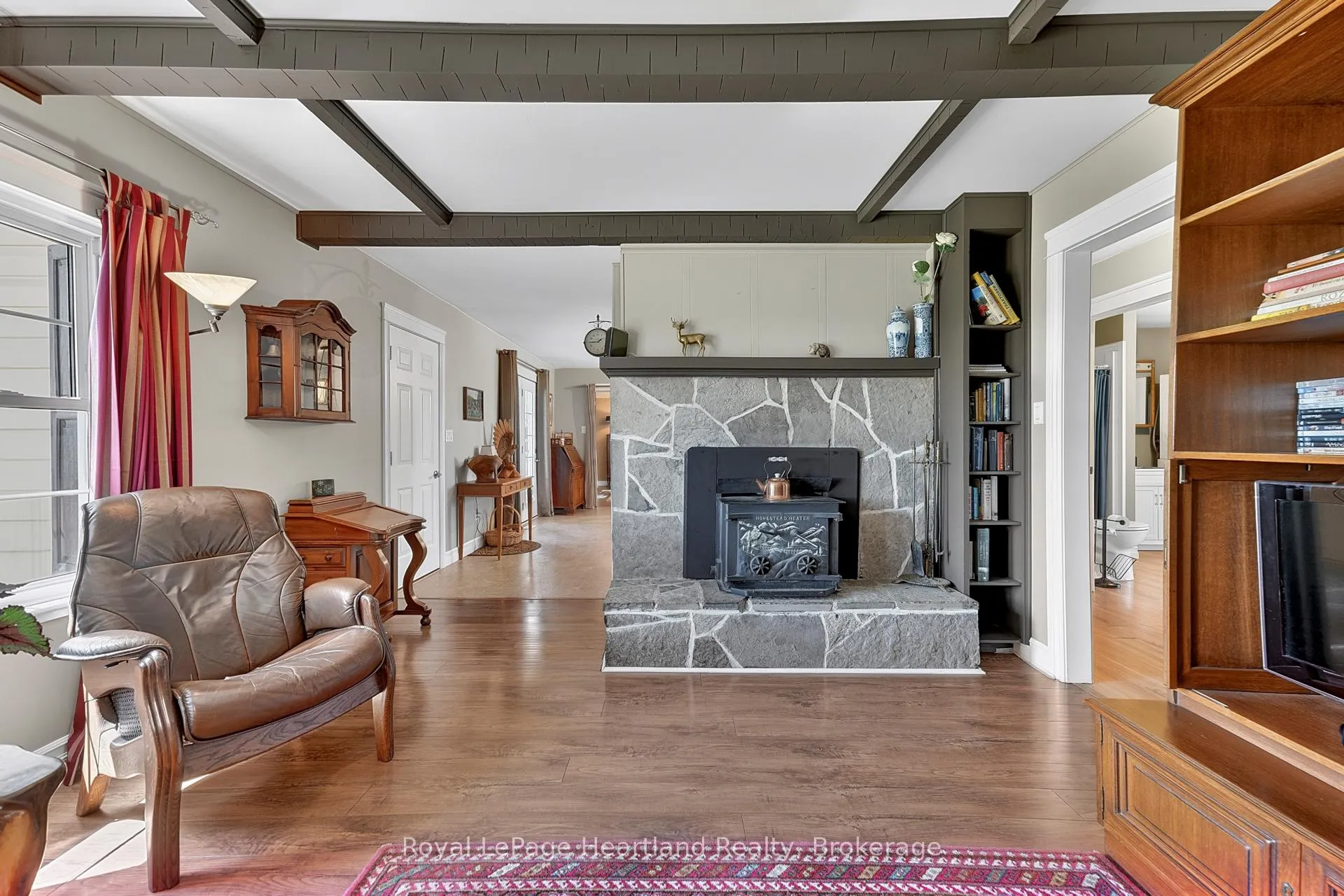 Photo 20 of 42163 Front Road, Huron East, Tuckersmith — HOMEH