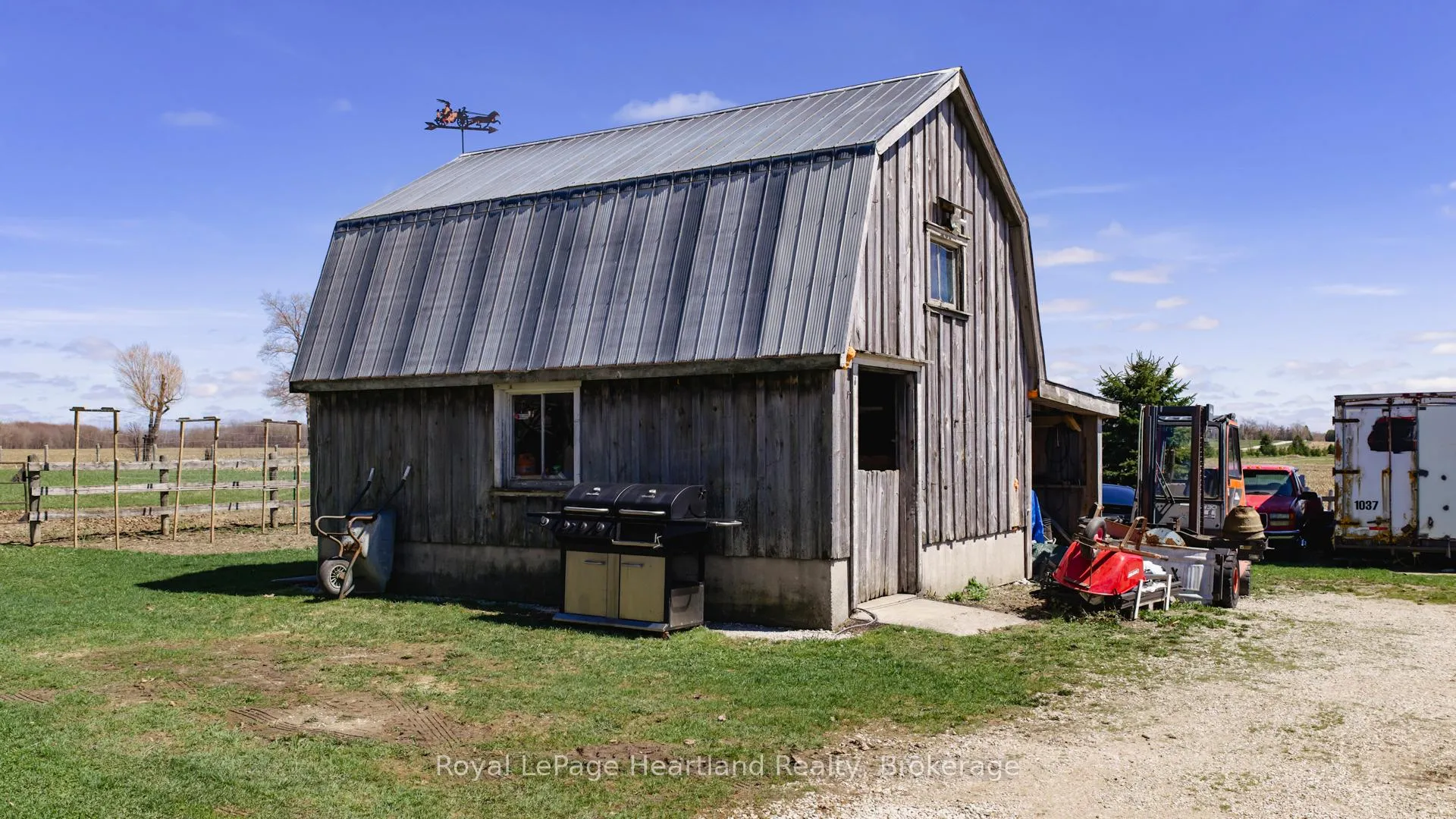 Photo 40 of 42163 Front Road, Huron East, Tuckersmith — HOMEH