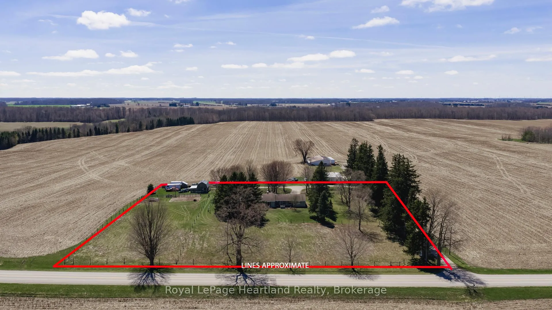 Photo 42 of 42163 Front Road, Huron East, Tuckersmith — HOMEH