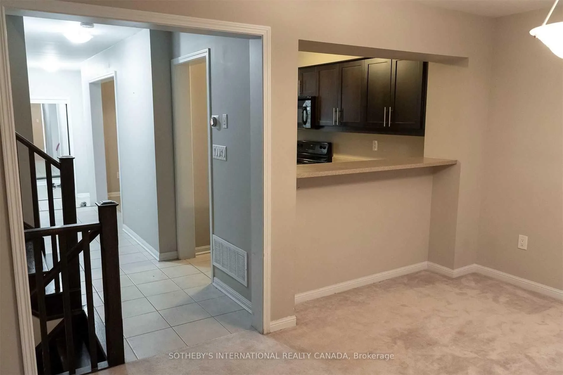 Photo 6 of 921 Raftis Crescent, Milton, Coates — HOMEH