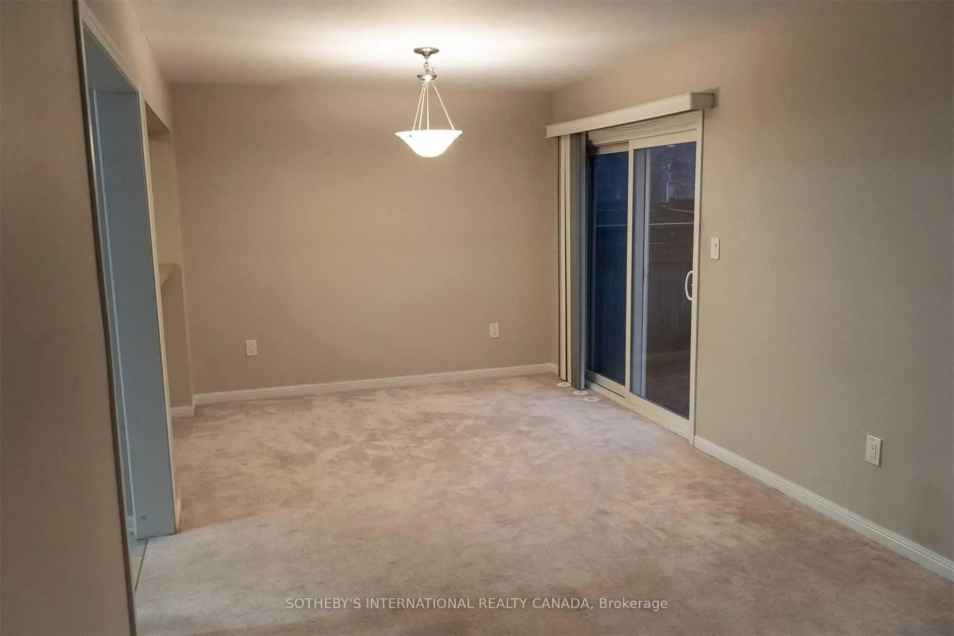 Photo 8 of 921 Raftis Crescent, Milton, Coates — HOMEH