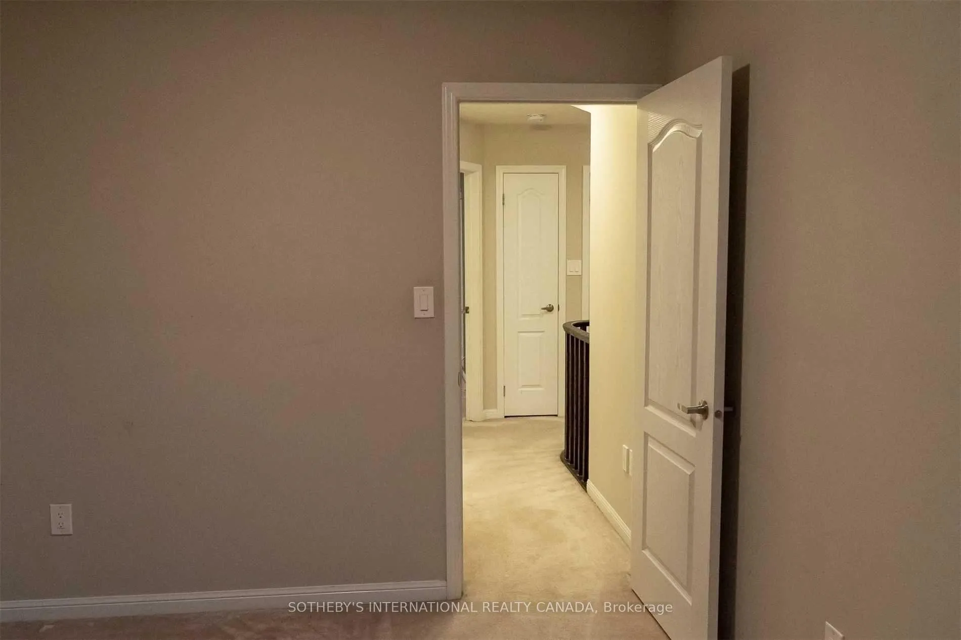 Photo 25 of 921 Raftis Crescent, Milton, Coates — HOMEH