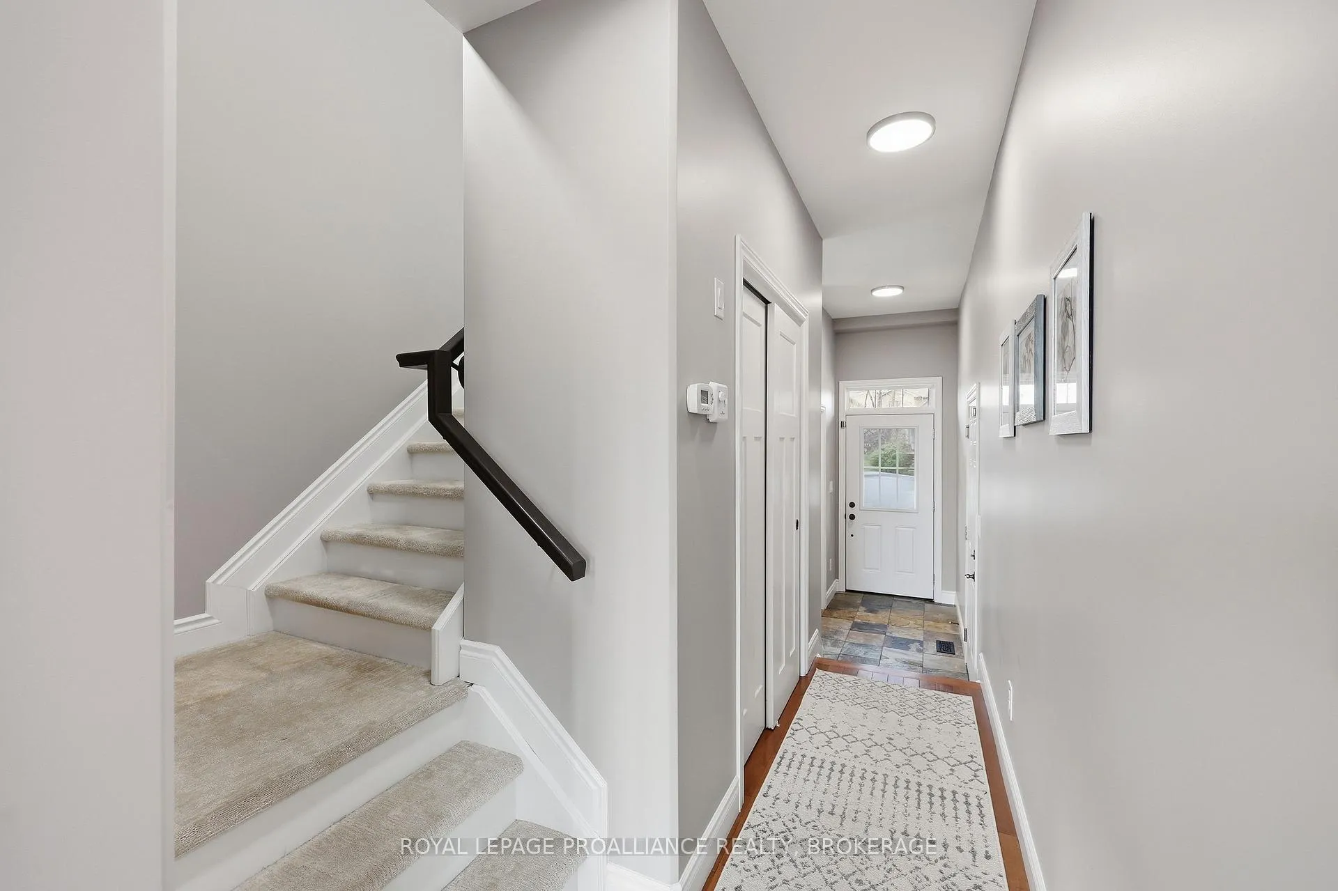Photo 21 of 136 Simurda Court, Loyalist, Amherstview — HOMEH