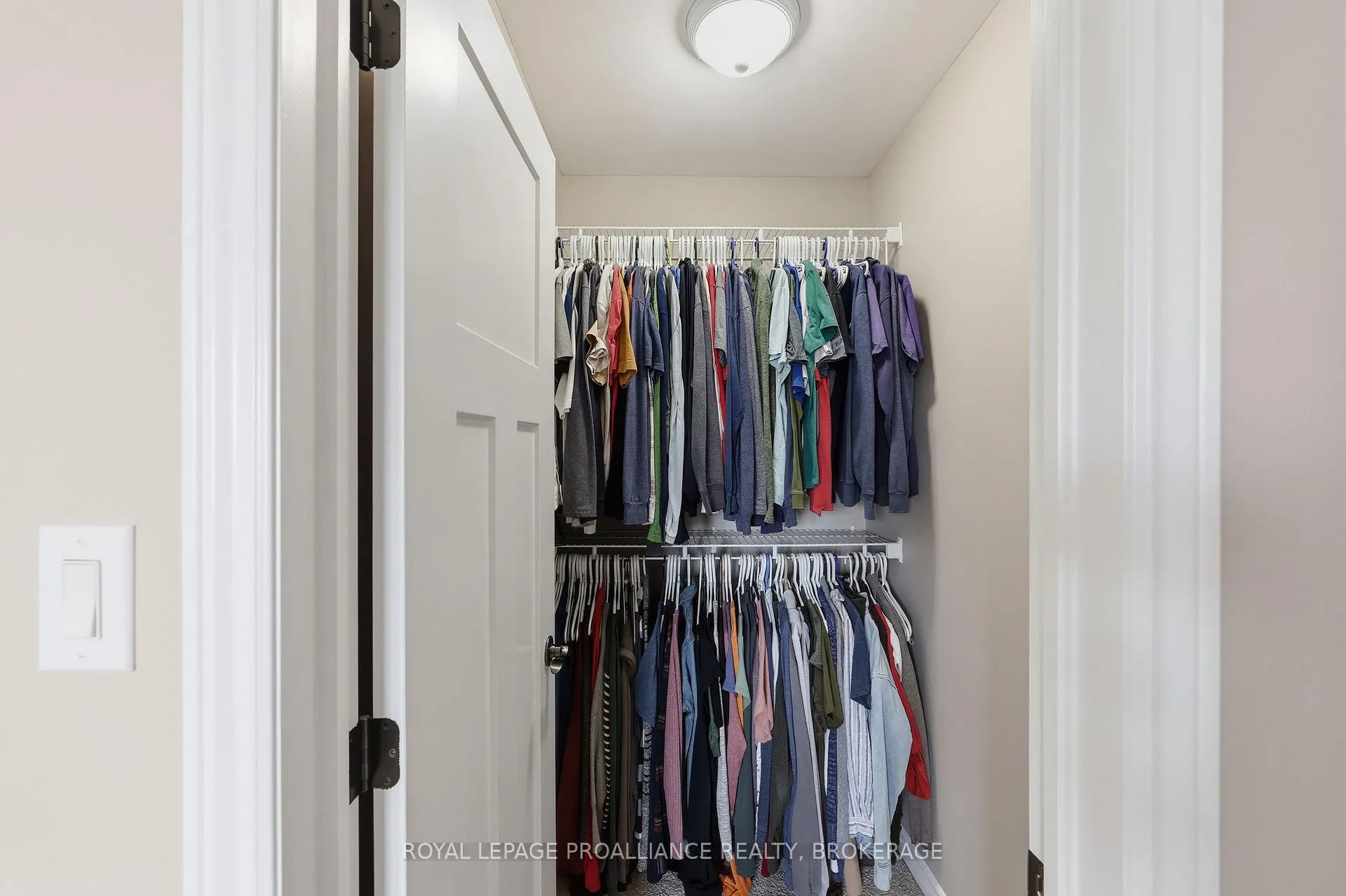 Photo 35 of 136 Simurda Court, Loyalist, Amherstview — HOMEH