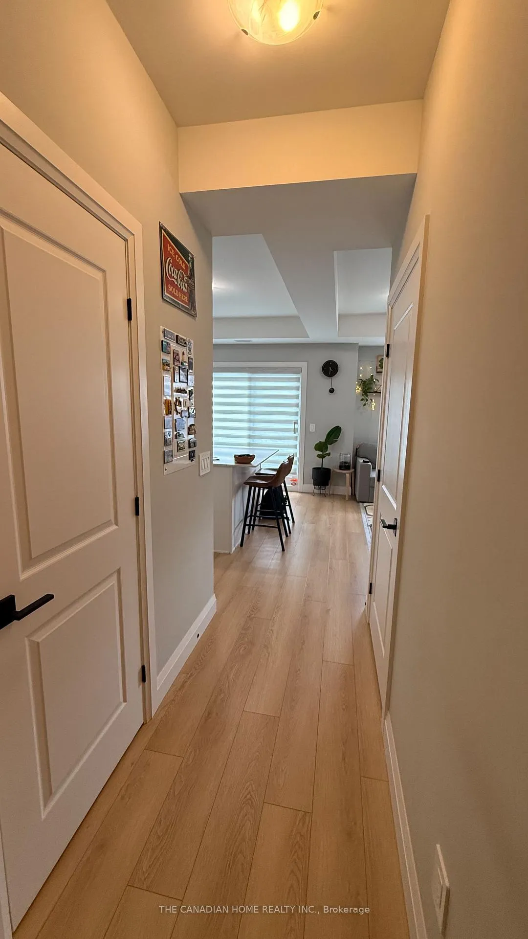 Photo 5 of 10 S Creek Drive, Kitchener — HOMEH