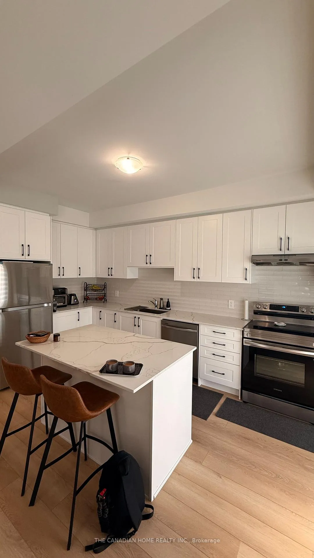 Photo 9 of 10 S Creek Drive, Kitchener — HOMEH