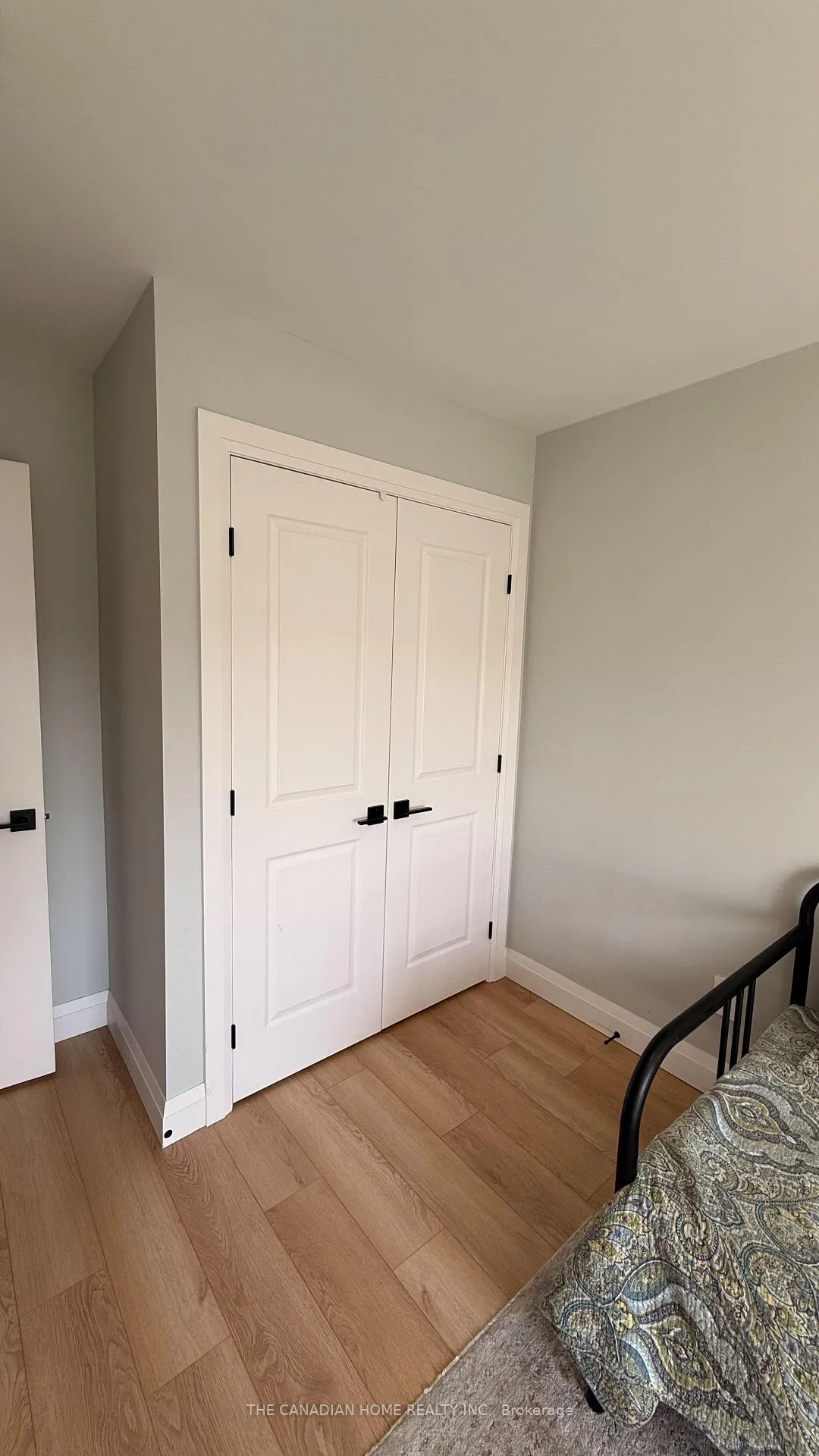 Photo 21 of 10 S Creek Drive, Kitchener — HOMEH